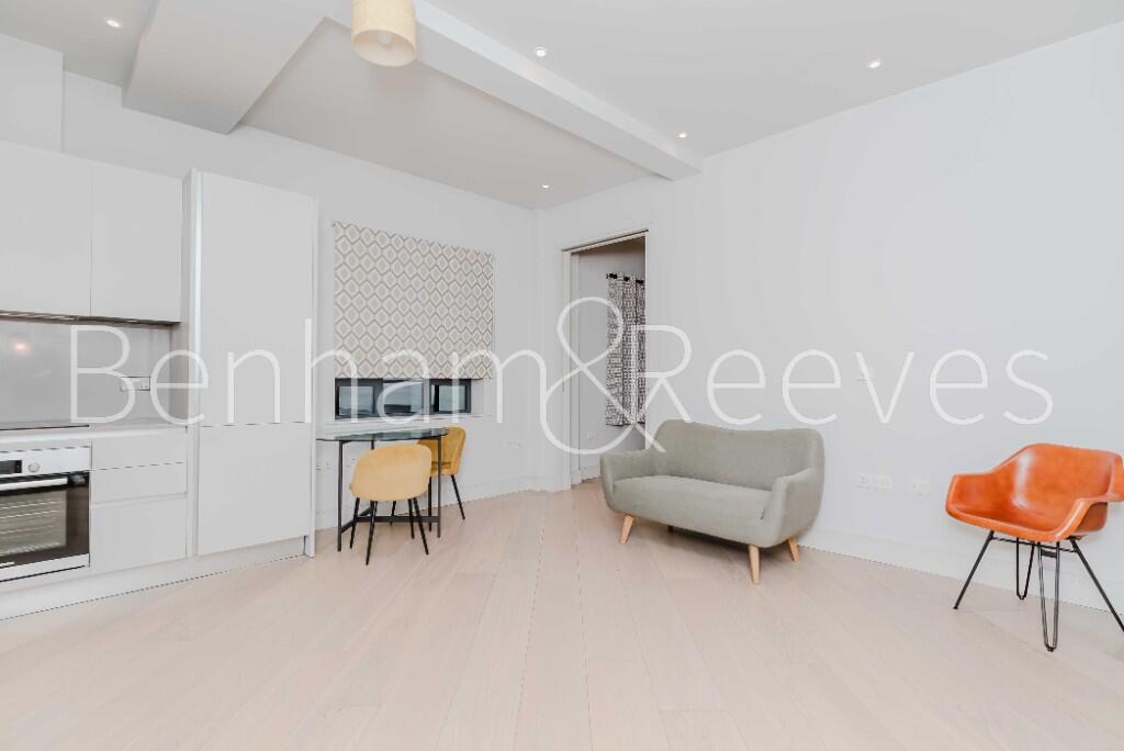 Main image of property: Market Building, Brentford, TW8