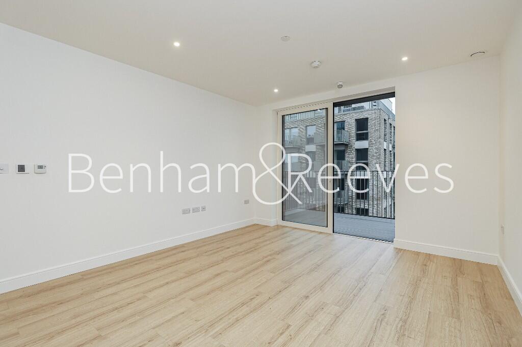 Main image of property: Quay Walk, Grand Union, HA0