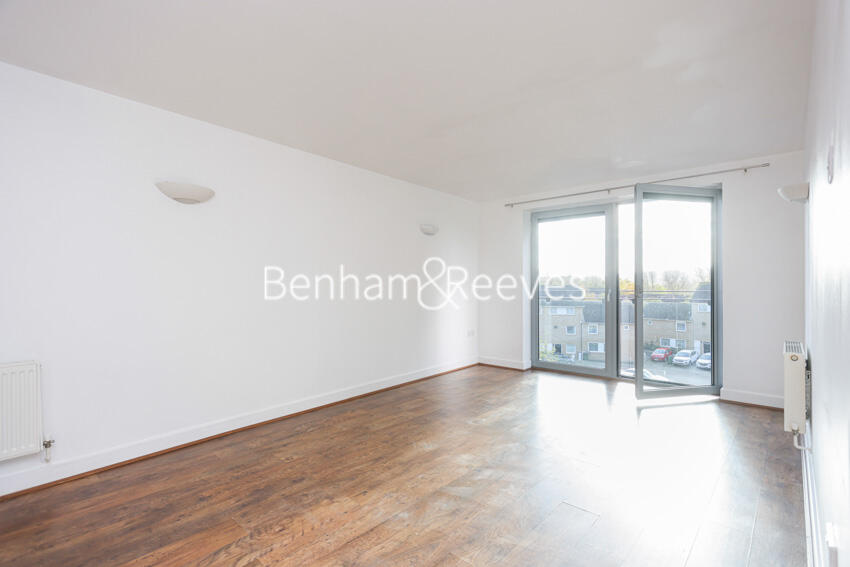 Main image of property: Tideslea Path, Woolwich, SE28