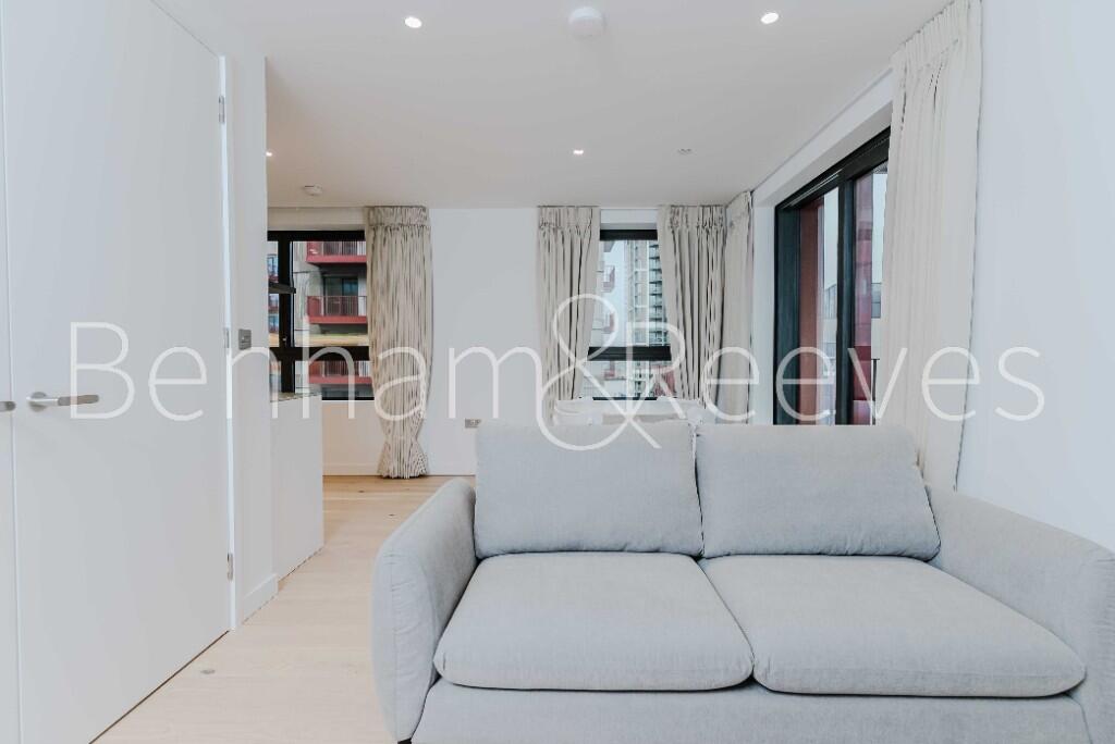 Main image of property: East Parkside, Greenwich Peninsula, SE10