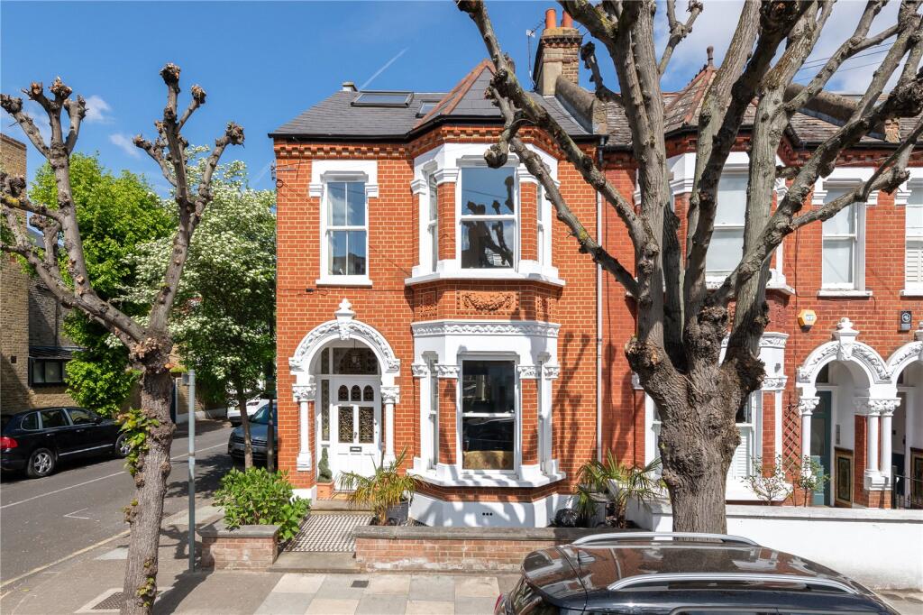 Main image of property: Winsham Grove, Between the Commons, SW11