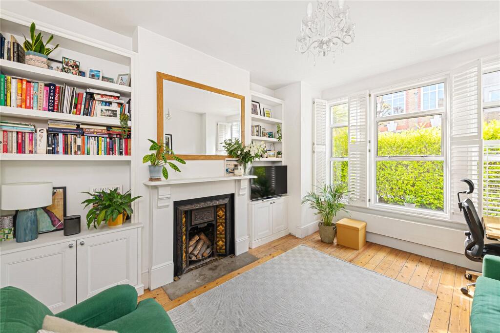 Main image of property: Hearnville Road, Balham, SW12