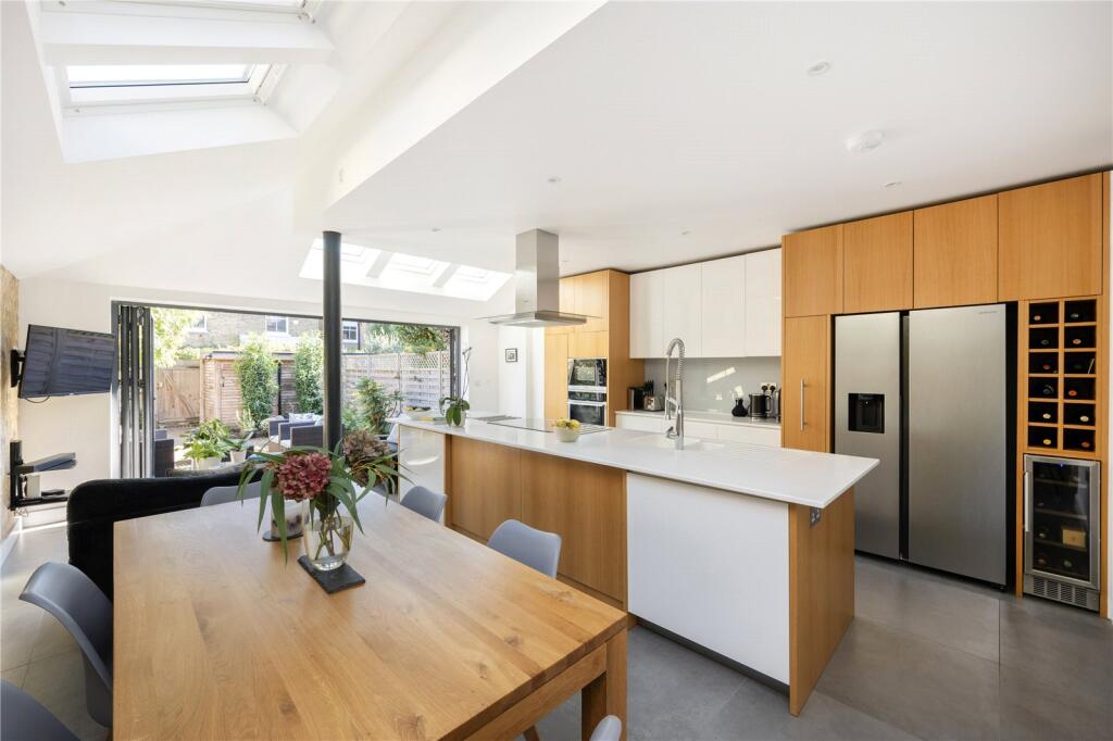 Main image of property: Bellevue Road, Barnes, SW13