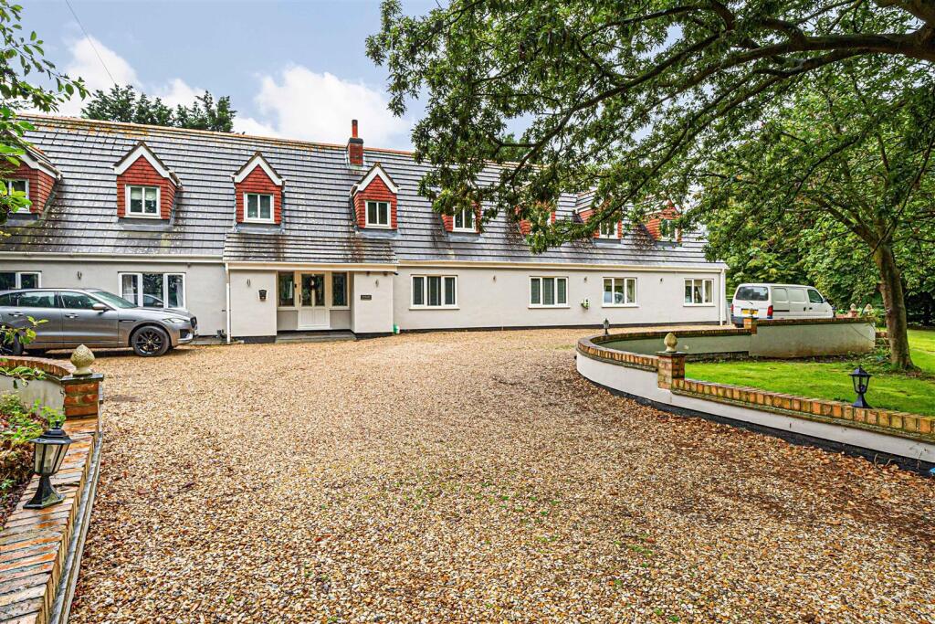 Main image of property: The Woodlands, Kenwick Road, Louth