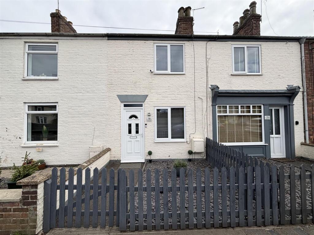 Main image of property: High Holme Road, Louth, LN11