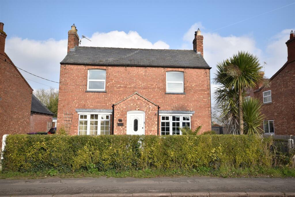 3 bedroom detached house for sale in Kyme Road, Heckington, Sleaford, NG34
