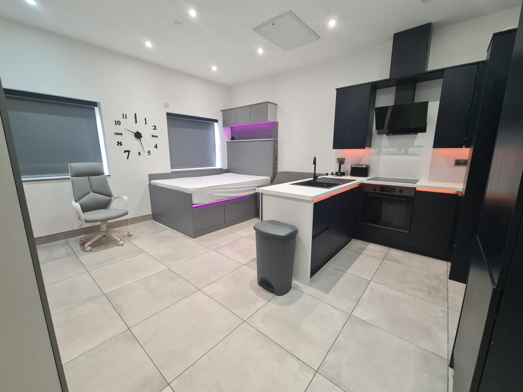 Main image of property: 67 Berry Street, Hilltop Lodge, Coventry, West Midlands, CV1