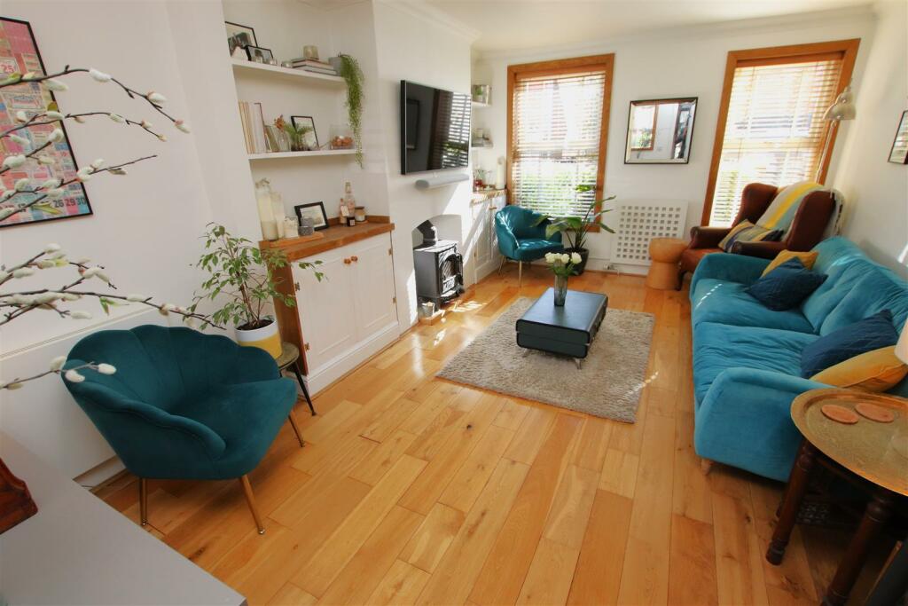 3 bedroom house for sale in Grove Road, Wimborne, BH21