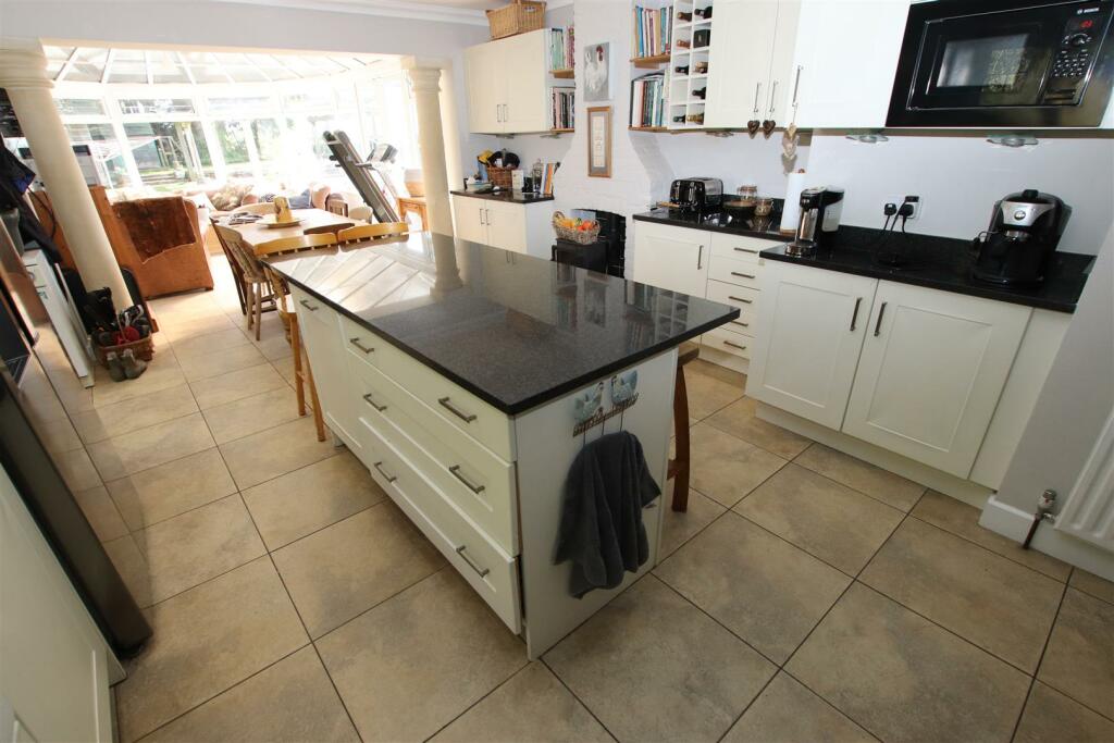 Additional property image - Stapehill Road, Wimborne
