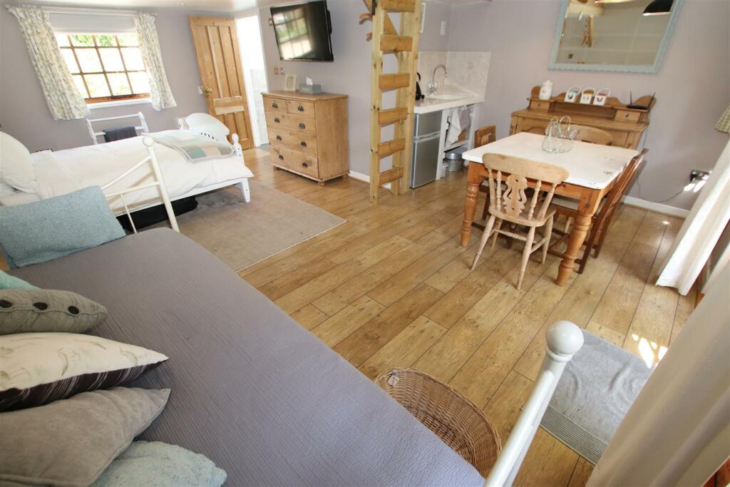 Additional property image - Stapehill Road, Wimborne