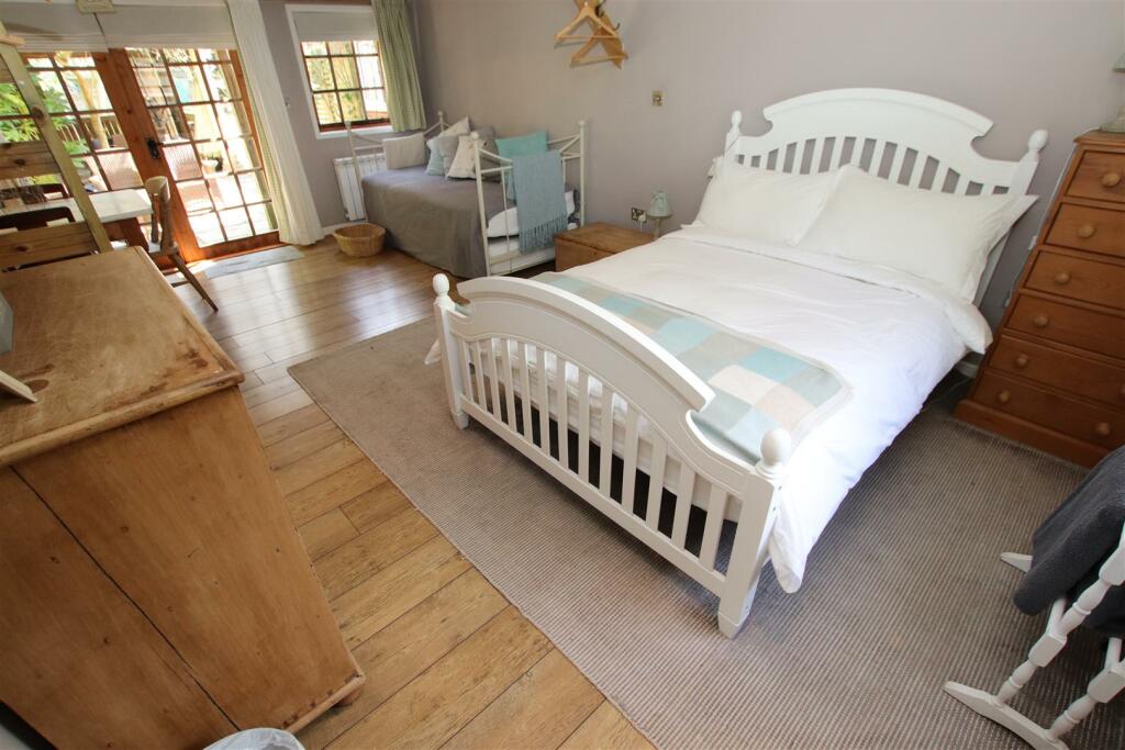 Additional property image - Stapehill Road, Wimborne
