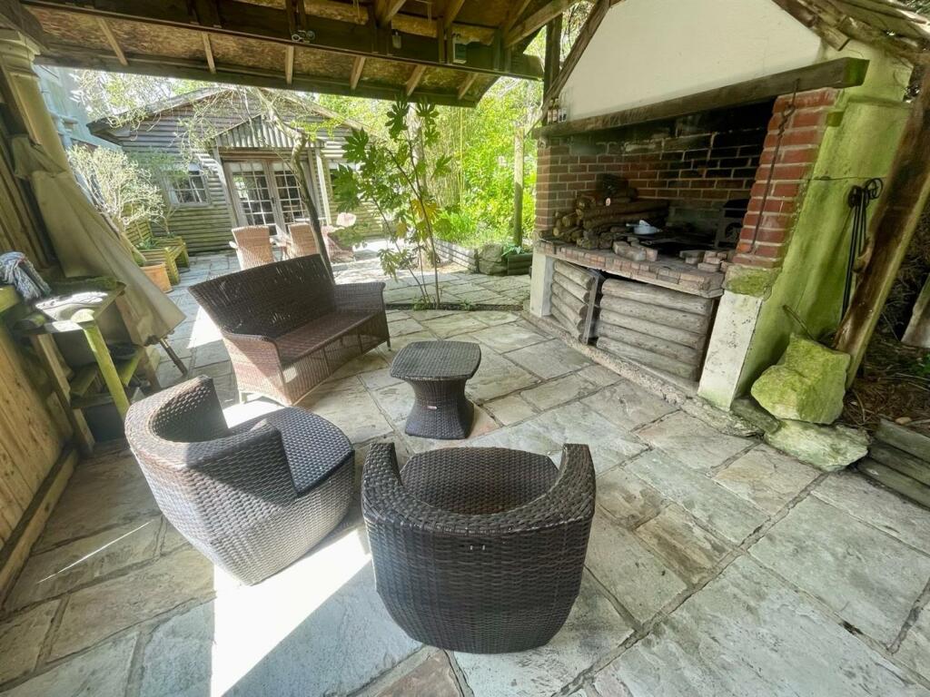 Additional property image - Stapehill Road, Wimborne