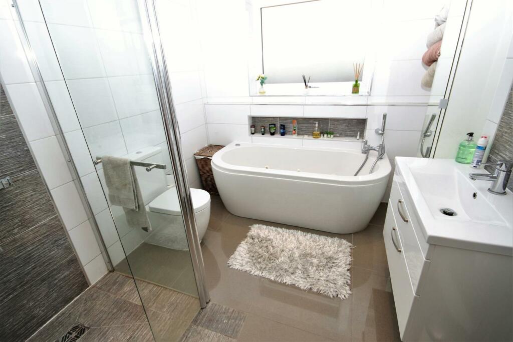 Additional property image - Rushall Lane, Lytchett Matravers, Poole