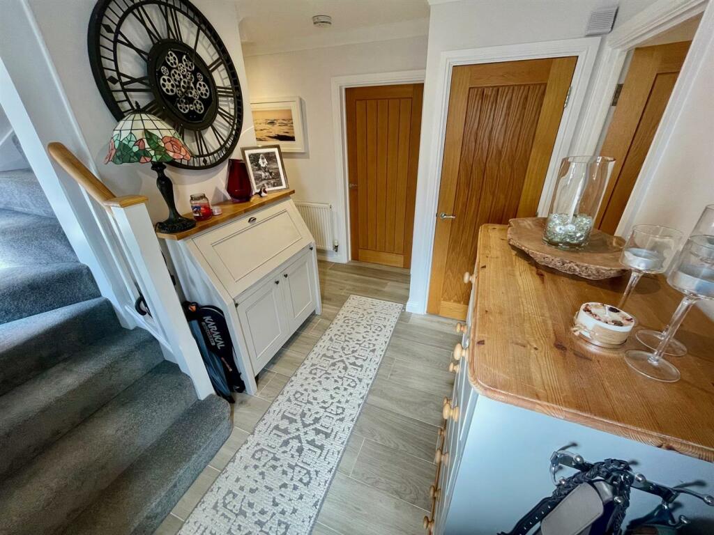 Additional property image - Stour Gardens, Bournemouth