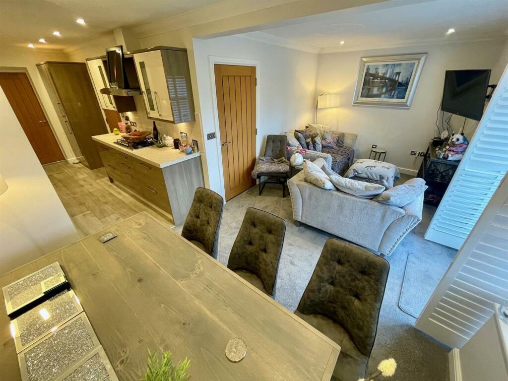 Additional property image - Stour Gardens, Bournemouth