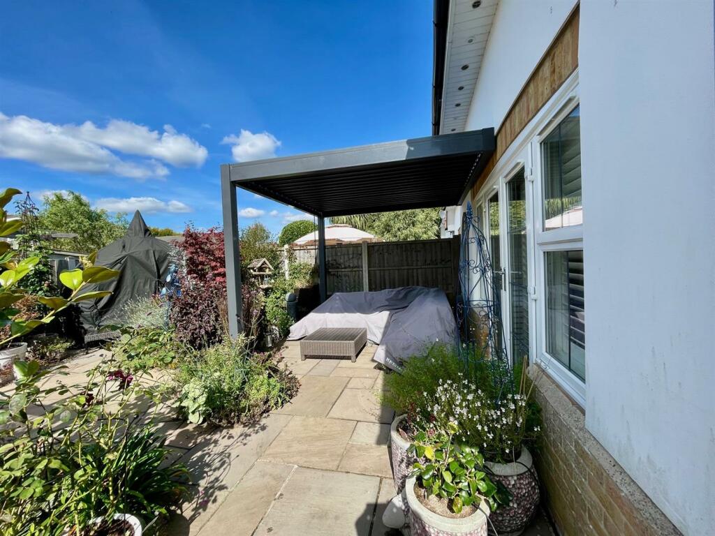 Additional property image - Stour Gardens, Bournemouth