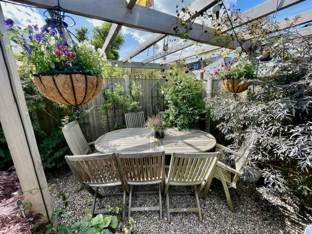 Additional property image - Stour Gardens, Bournemouth