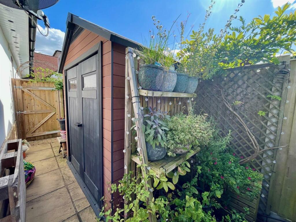 Additional property image - Stour Gardens, Bournemouth