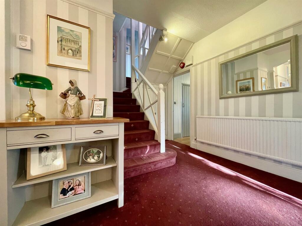 Additional property image - Oakley Hill, Wimborne