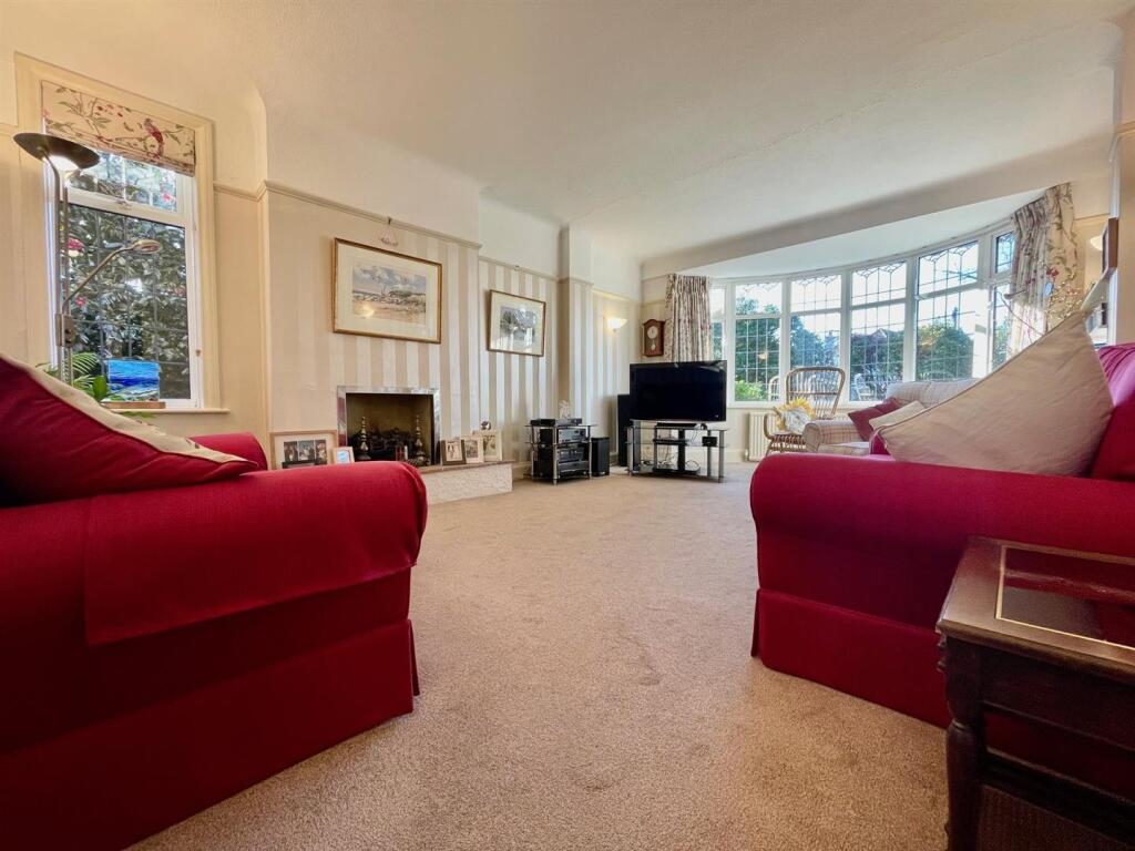 Additional property image - Oakley Hill, Wimborne