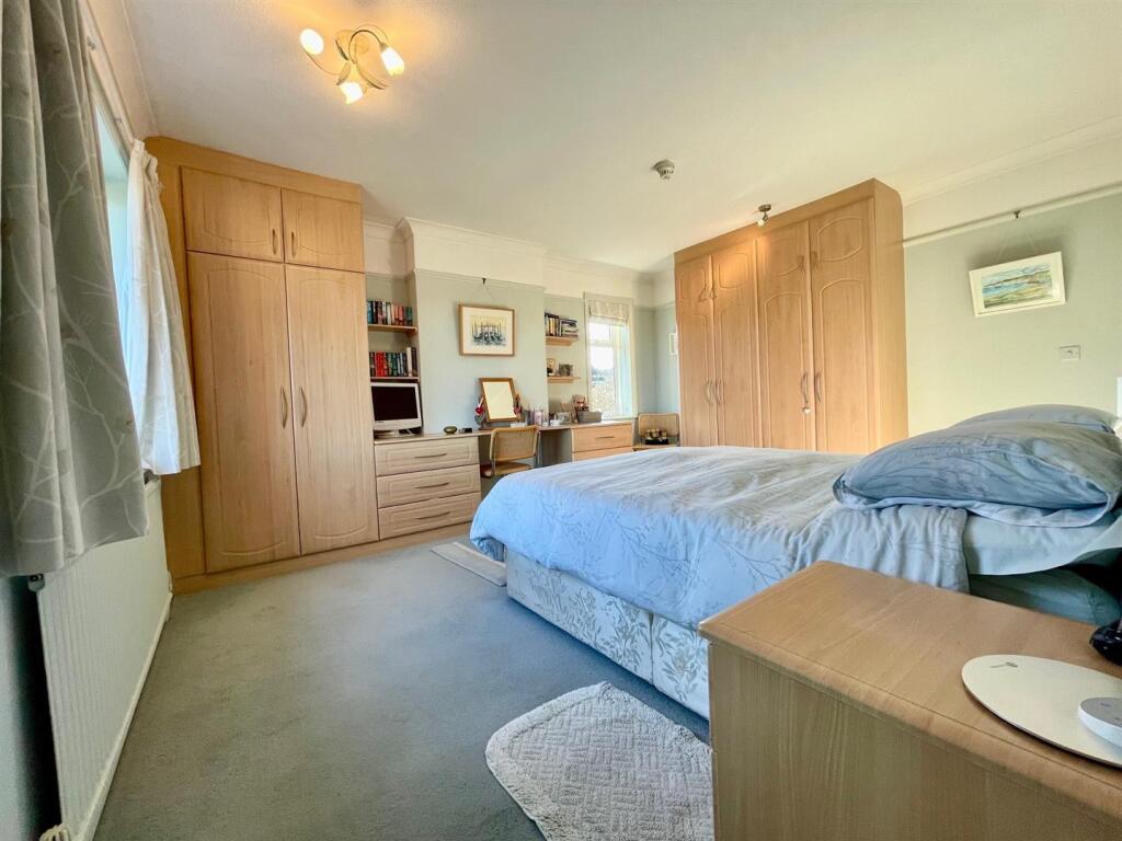 Additional property image - Oakley Hill, Wimborne