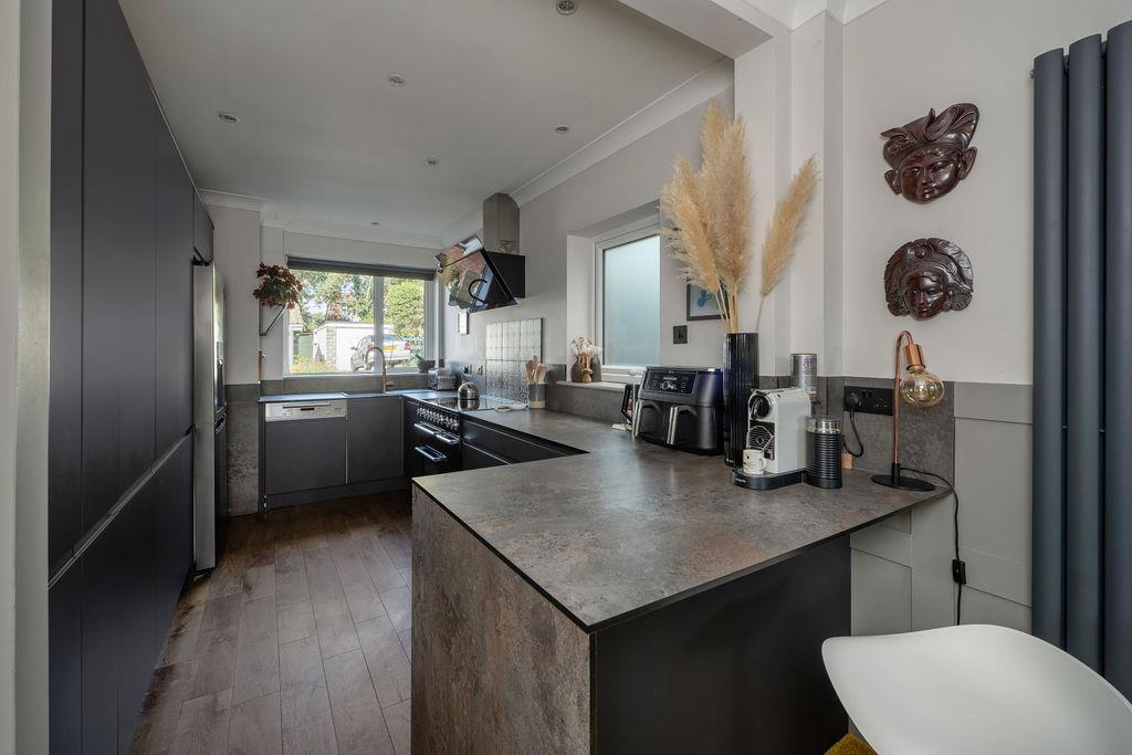 Additional property image - Grasmere Close, Christchurch