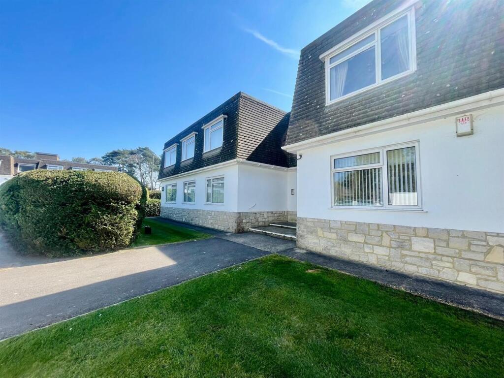 Main image of property: Glenmoor Road, West Parley, Ferndown