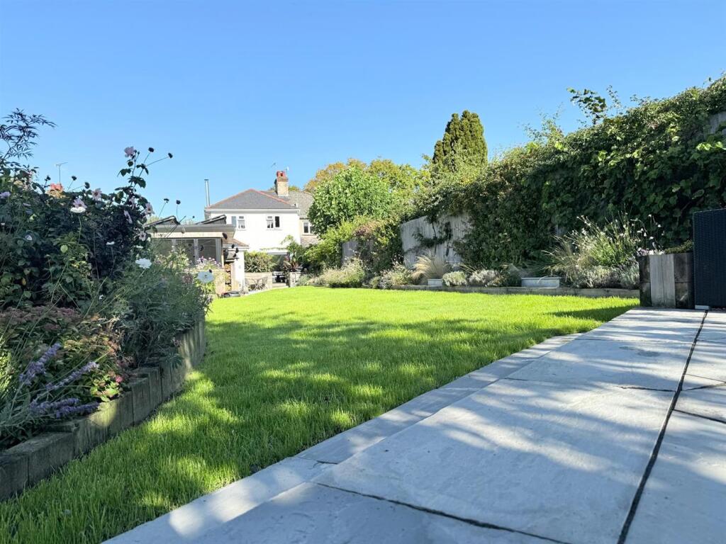 Main image of property: Pardys Hill, Corfe Mullen, Wimborne