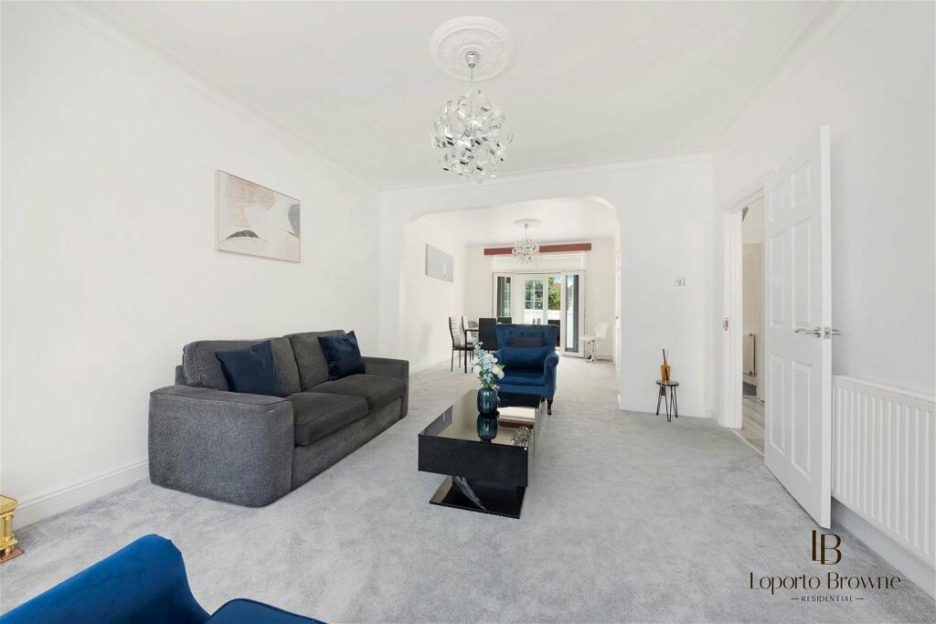 3 bedroom semidetached house for sale in Gladstone Park Gardens, NW2