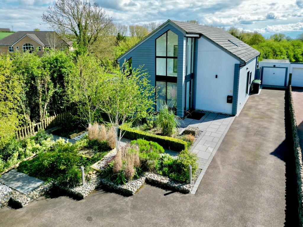 4 bedroom detached house for sale in Low Road, Little Stukeley, Huntingdon., PE28