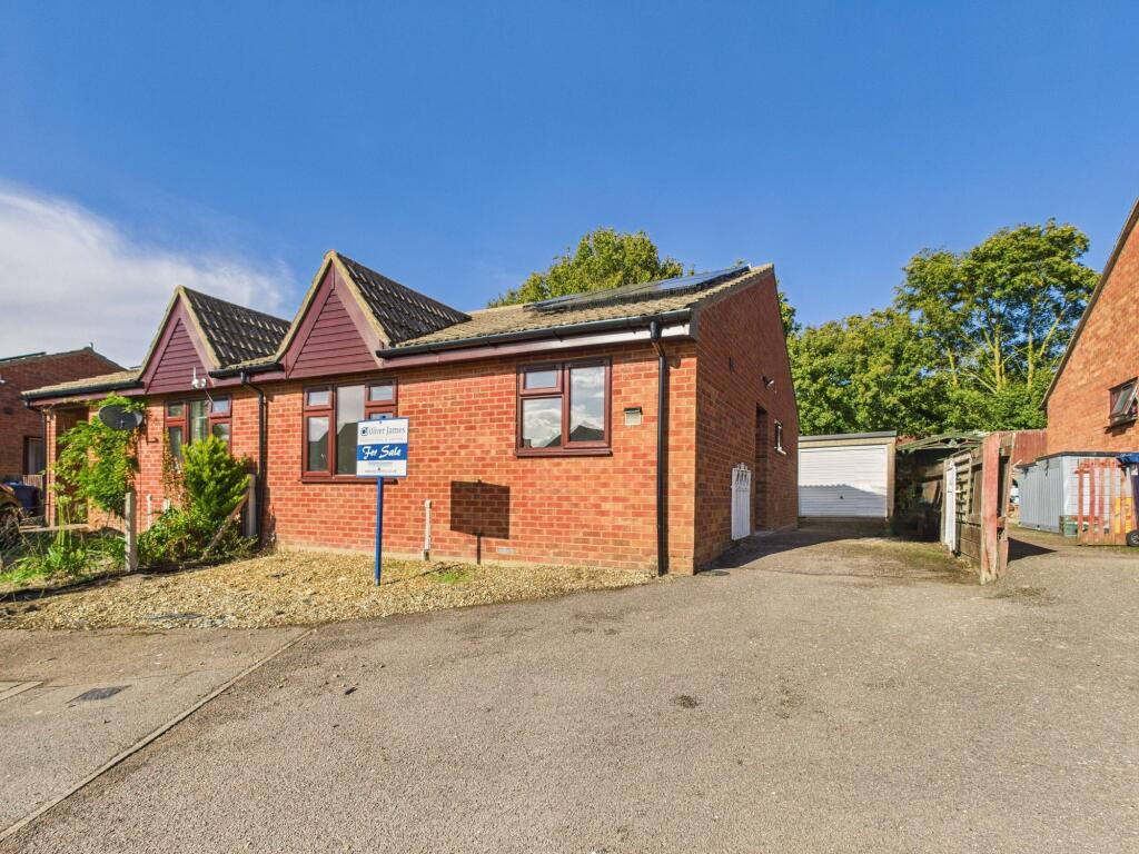 Main image of property: Hunters Way, Kimbolton, Cambridgeshire.