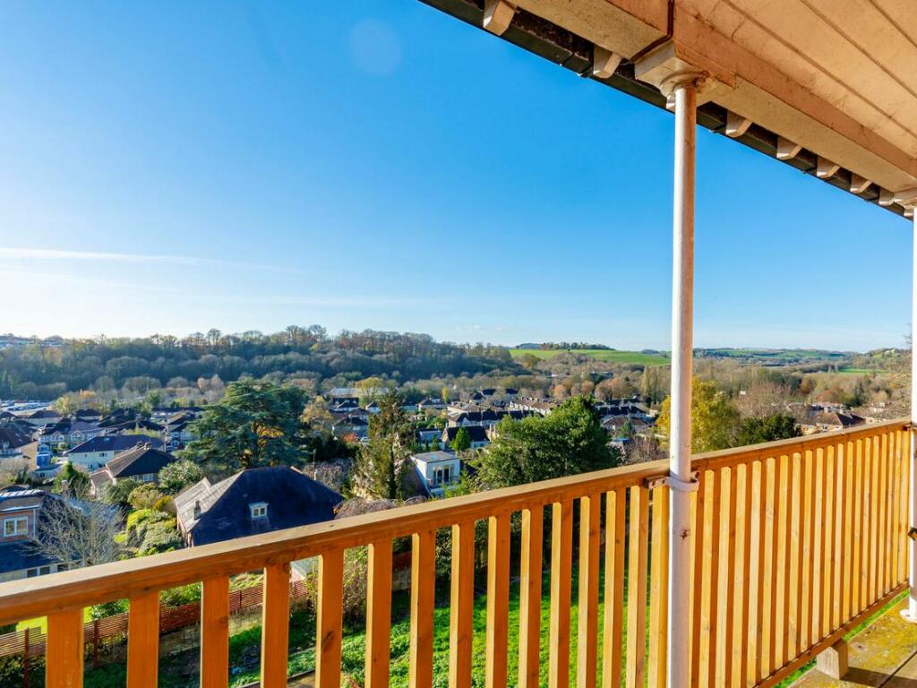 Additional property image - Newbridge House, 169 Newbridge Hill, Bath, BA1 3PX
