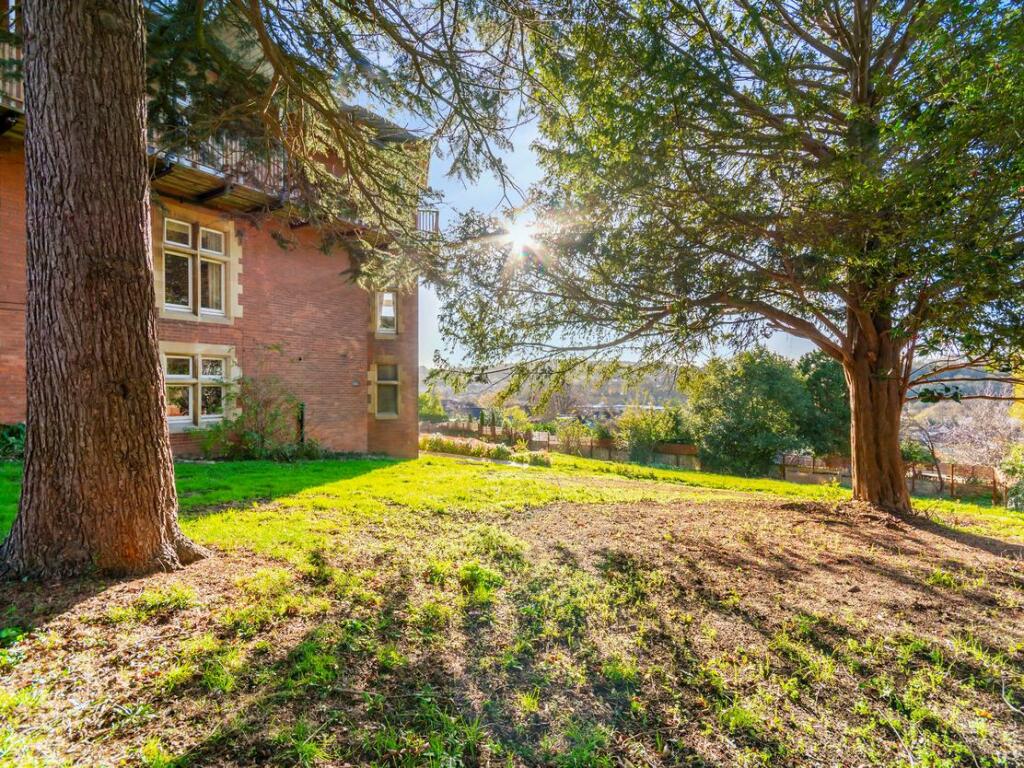 Additional property image - Newbridge House, 169 Newbridge Hill, Bath, BA1 3PX