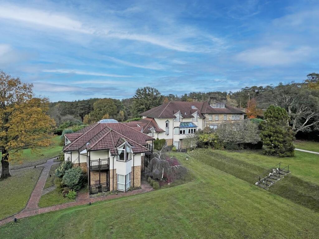 Main image of property: Warren Drive Care Home, Fielden Road, Crowborough, TN6 1TP