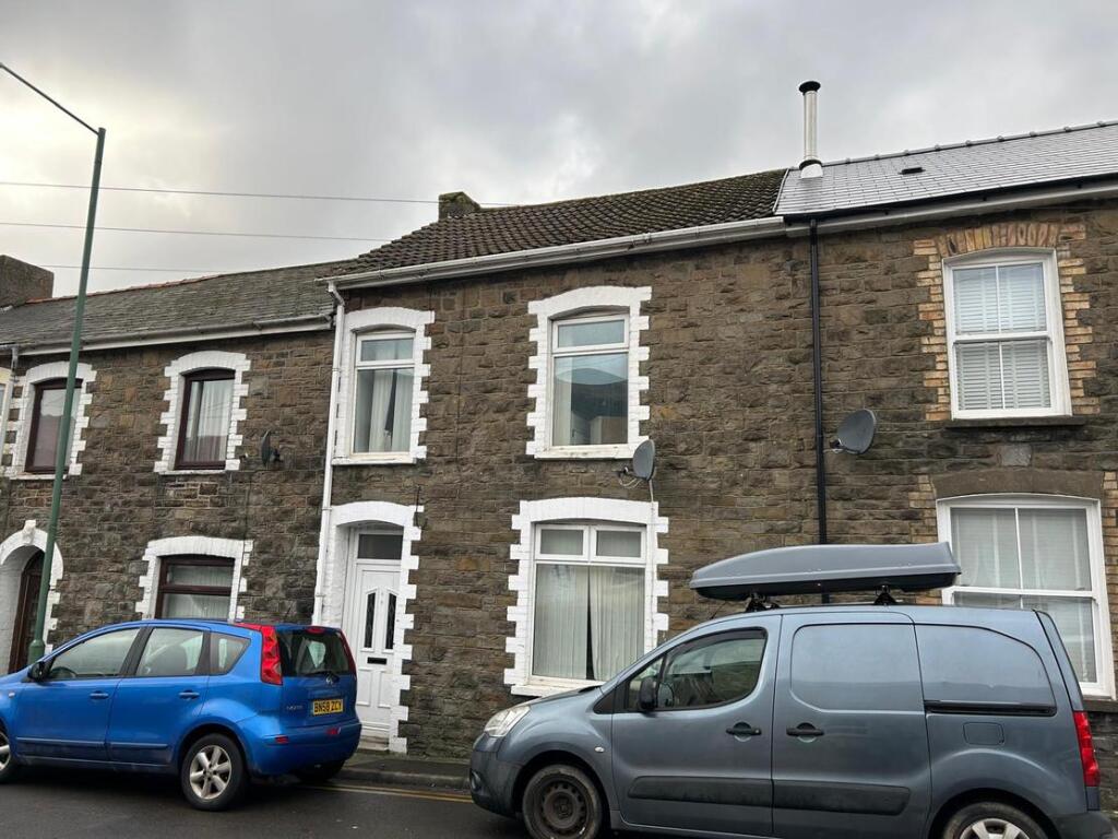 Main image of property: 132 Abertillery Road, Abertillery, Blaina, NP13 3DR