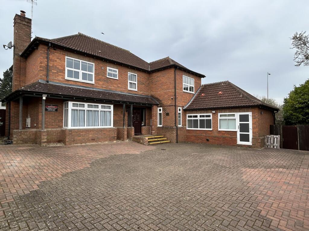 Main image of property: Tatling Grove (closed vacant supported living), 17 Tatling Grove,
Walnut Tree, Milton Keynes, MK7 7EG