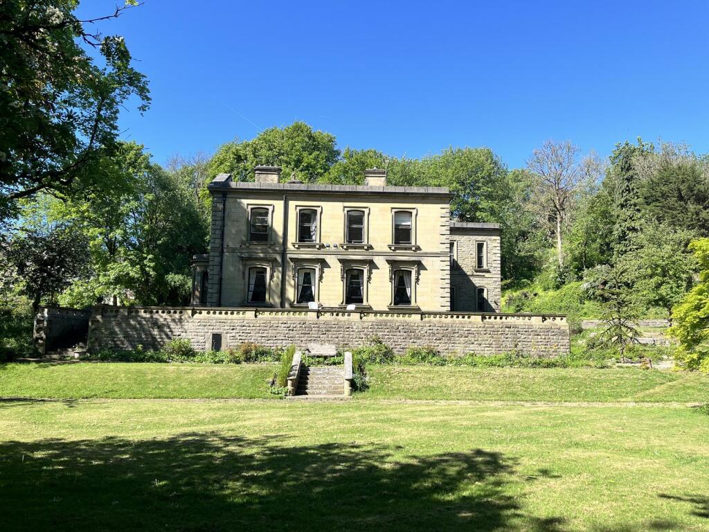 Main image of property: The Former Ashlands Nursing Home, Turnpike,
Newchurch, Rossendale, BB4 9DU