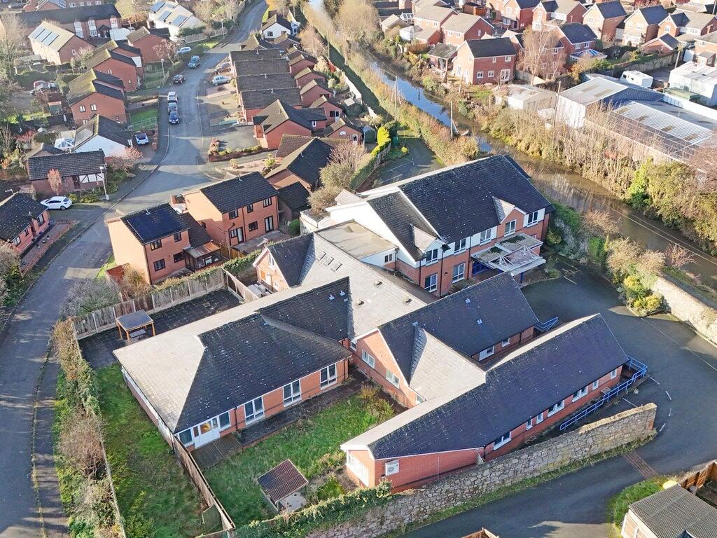 Main image of property: Ty Solomon, Little Henfaes Drive, Welshpool, SY21 7BG