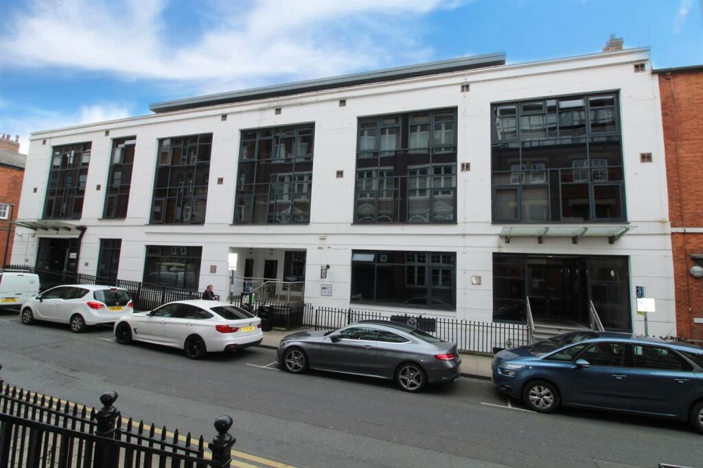 Main image of property: Britannia House, York Place, Leeds