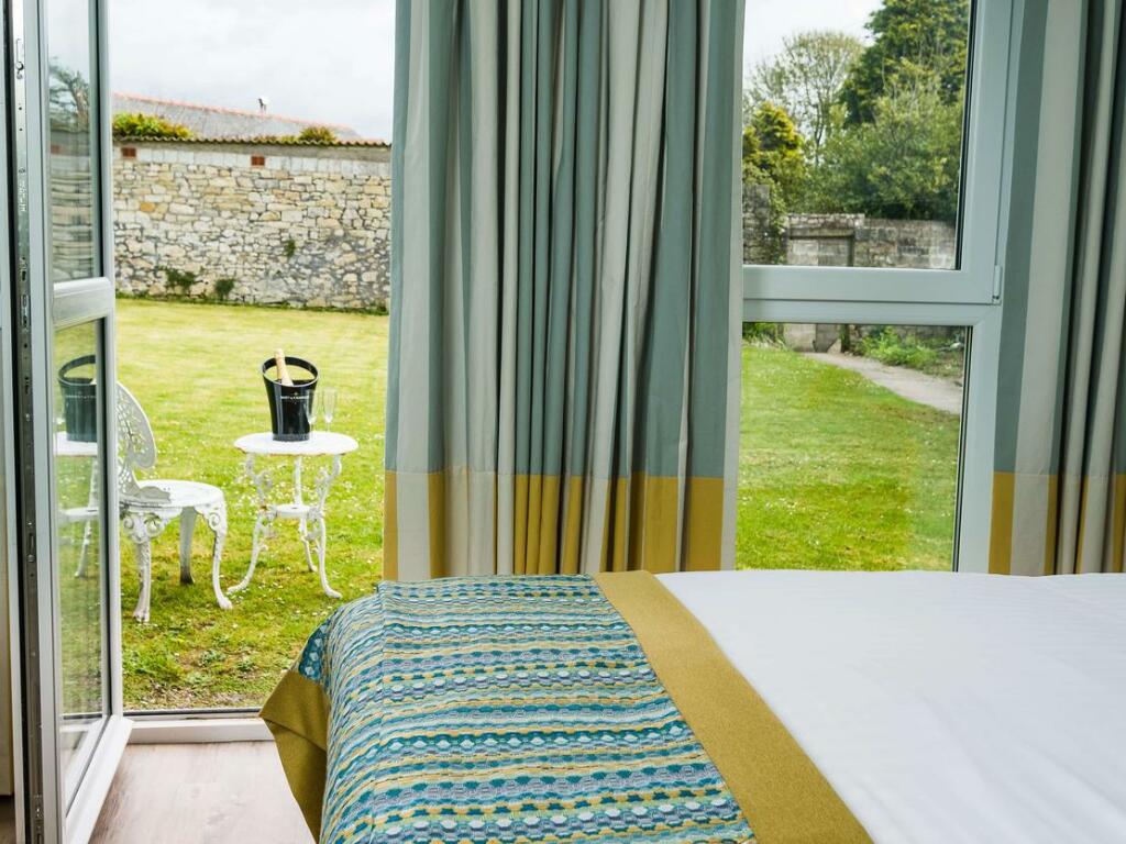 Additional property image - The West House, West Street, Llantwit Major, Wales, CF61 1SP