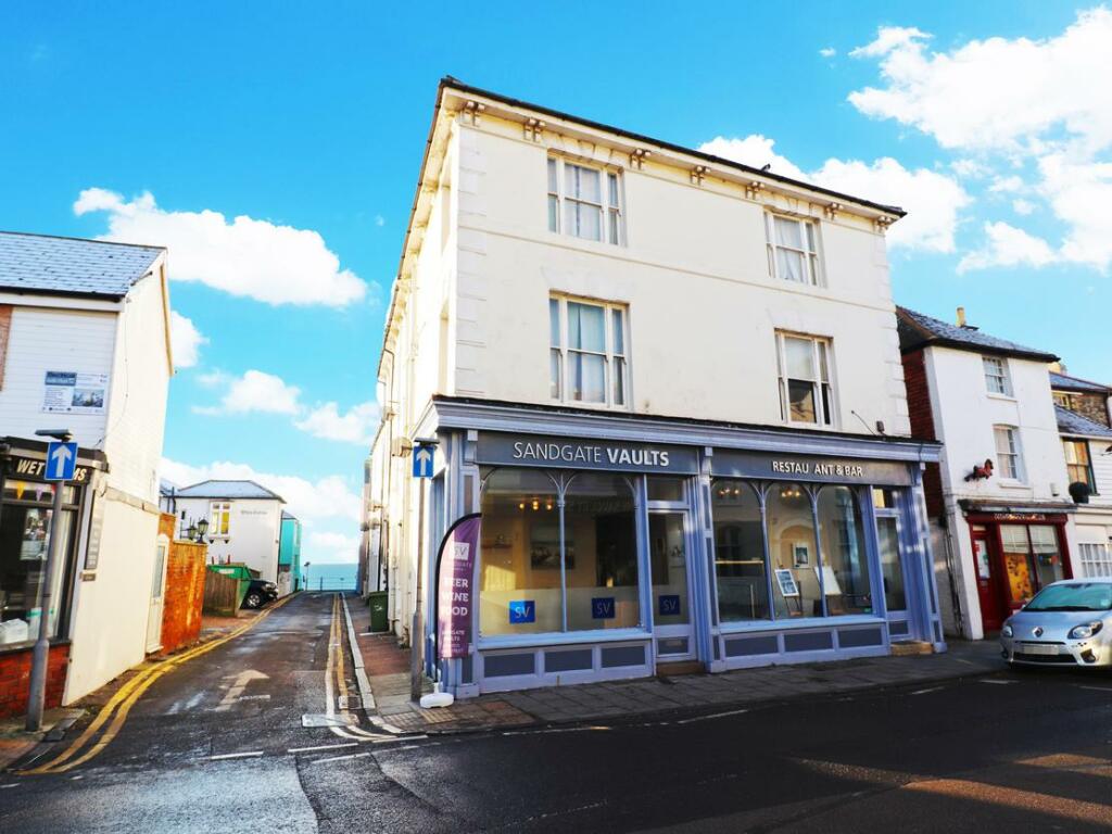 Restaurant for sale in Sandgate Vaults, 3537 Sandgate High Street