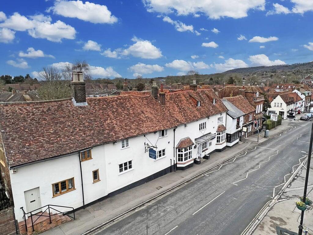 Main image of property: Lucca Restaurant & Bar, 20 High Street,
Wendover, Aylesbury, HP22 6EA
