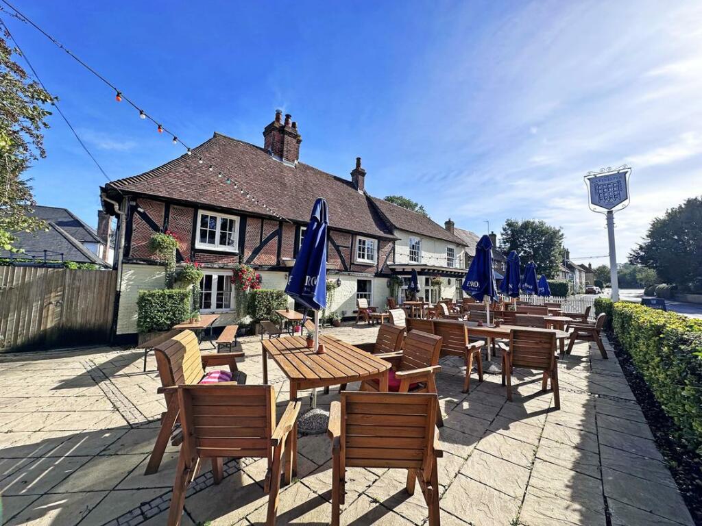 Additional property image - The Gatekeeper, Canterbury Road,
Etchinghill, Folkestone, Kent, CT18 8DE