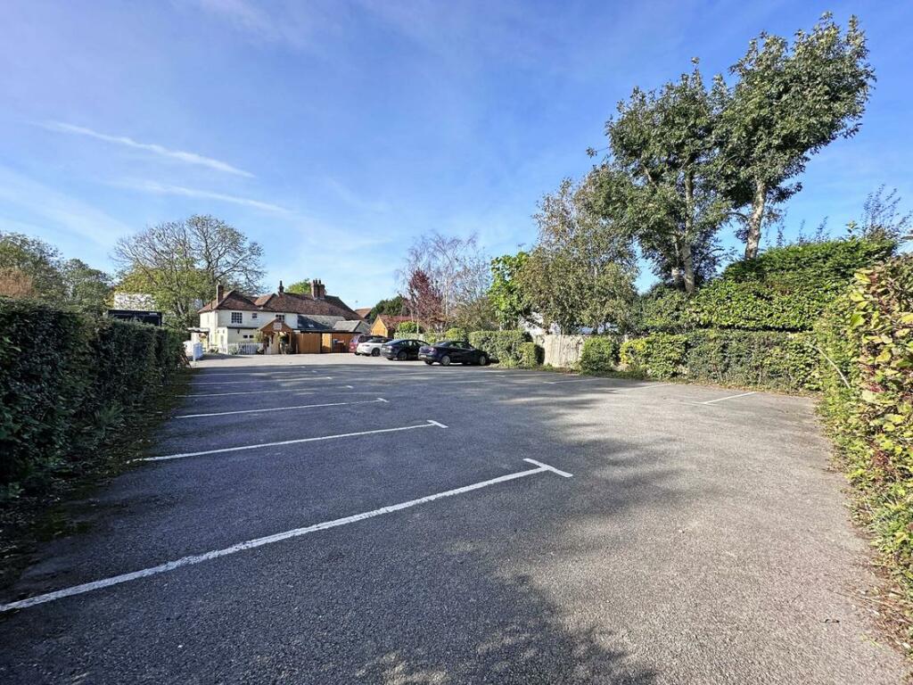 Additional property image - The Gatekeeper, Canterbury Road,
Etchinghill, Folkestone, Kent, CT18 8DE