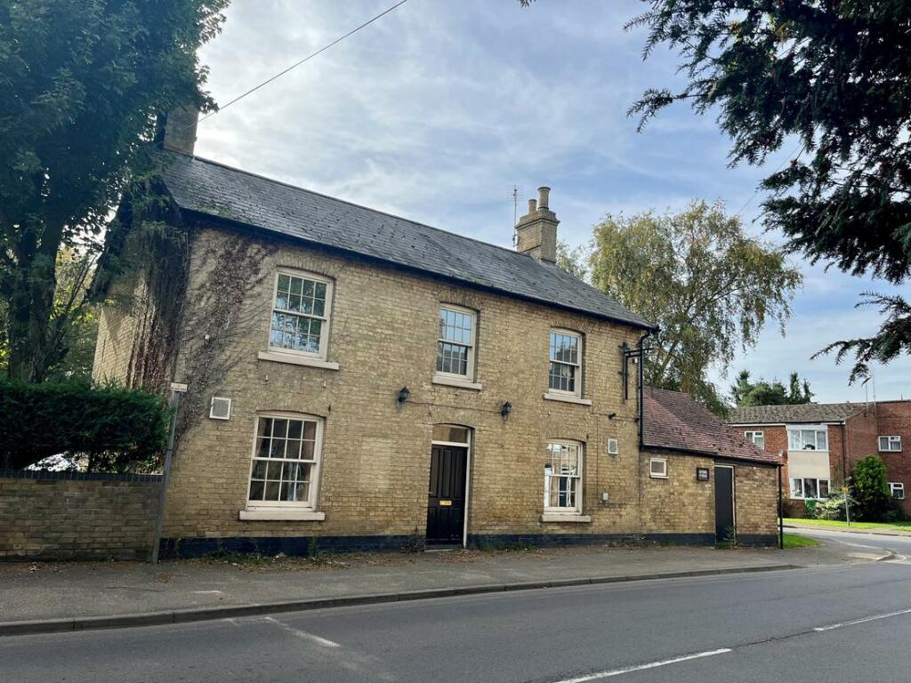 Pub for sale in The Kings Head, 45 High Street, Wilburton, Ely