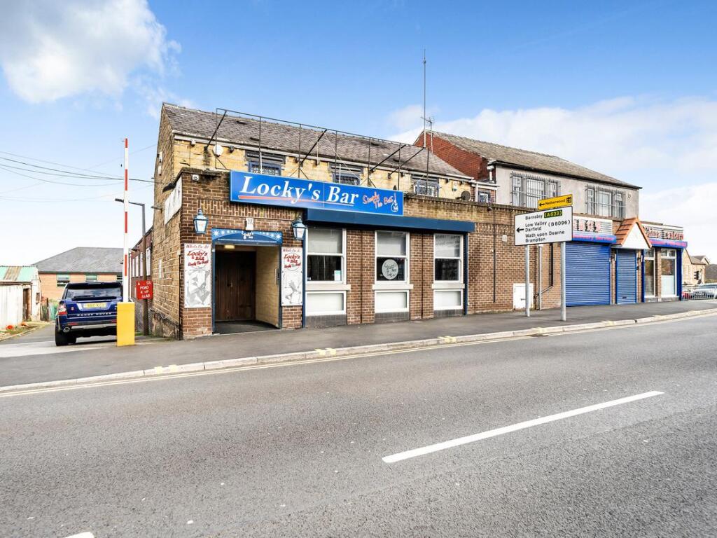 Main image of property: Locky's Bar, 7 Park Street, Wombwell, Barnsley, S73 0AS