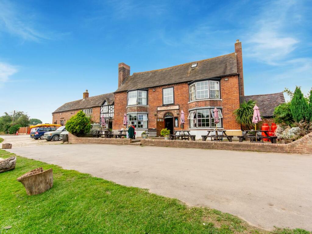 Pub for sale in Lower Lode Inn, Bishops Walk Forthampton, Tewkesbury ...