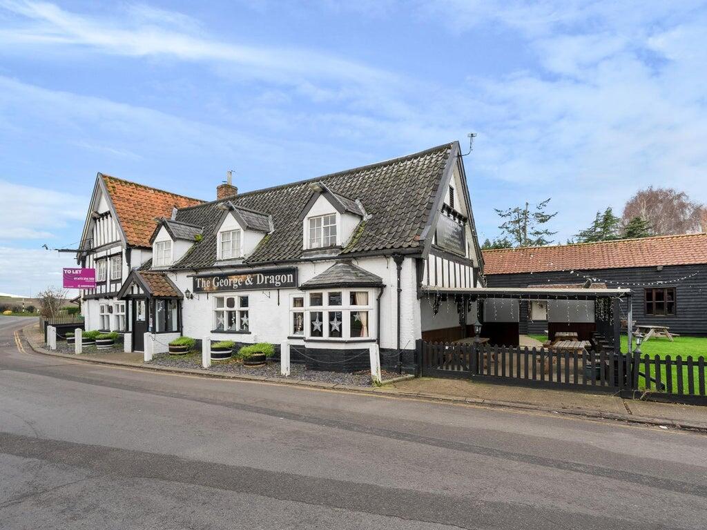 Main image of property: The George & Dragon, 2 The Street, Thurton, Norwich, NR14 6AL