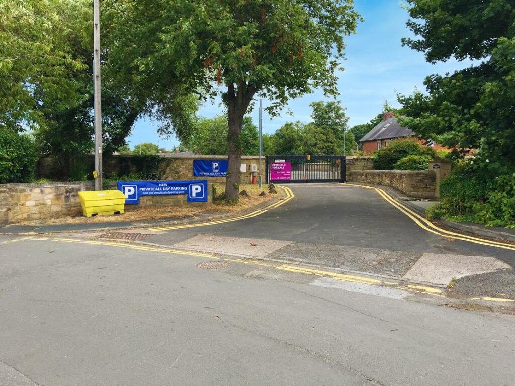 hall's gas house