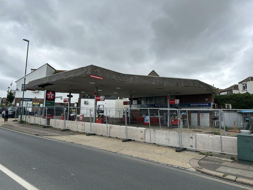 Main image of property: Shoreham Service Station, 412-414 Brighton Road, Shoreham-By-Sea, West Sussex, BN43 5DR